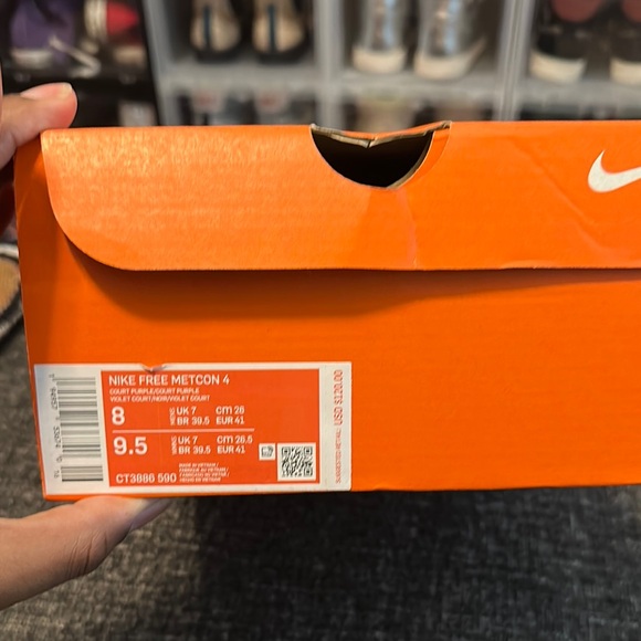 Nike Metcon 4 Purple Athletic Sneakers - Picture 8 of 8